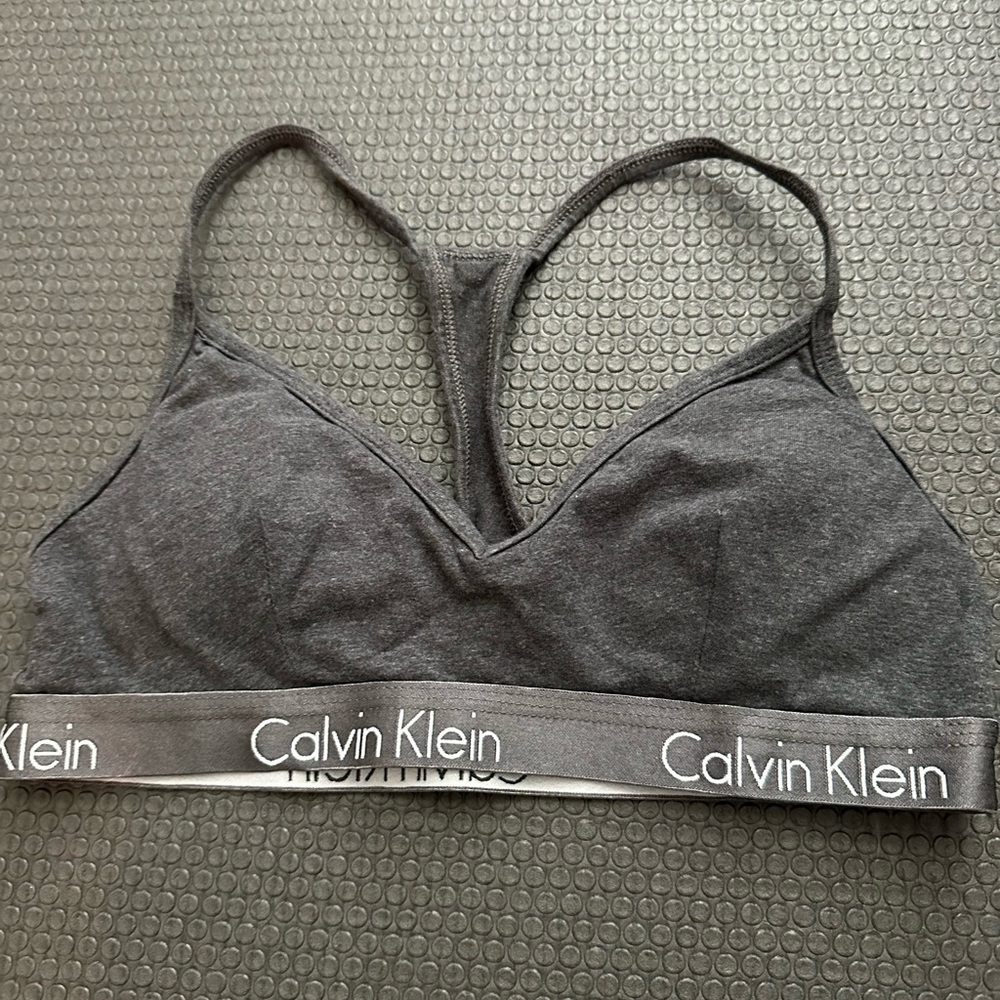 Calvin Klein Jersey Plunge Sports Bra